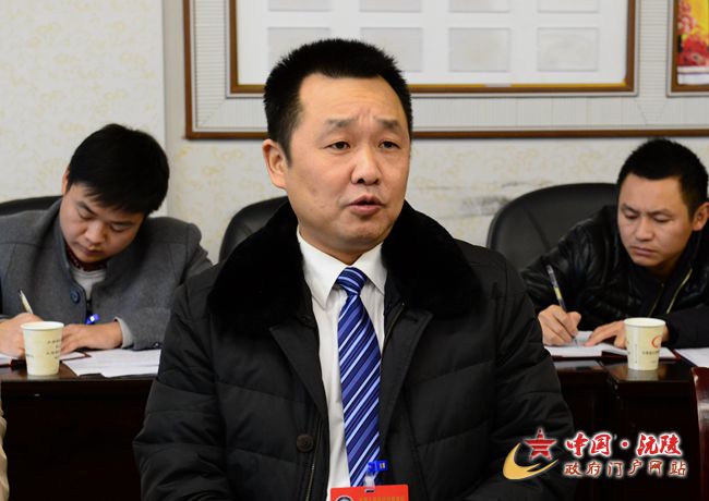 唐成:少做评论家,多当实干家